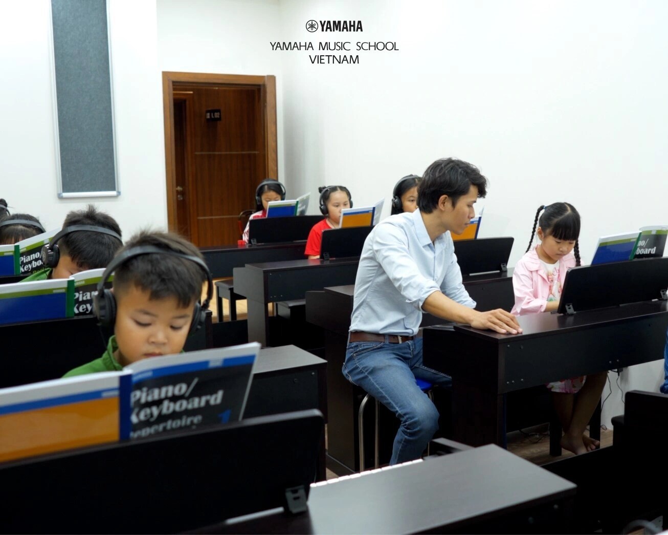 khoa-hoc-cho-tre-em-truong-am-nhac-yamaha-1761655122.jpg