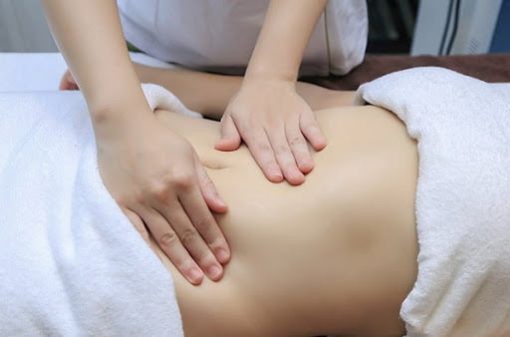 massage-sau-khi-sinh-e1658807390390-1662019602.jpg