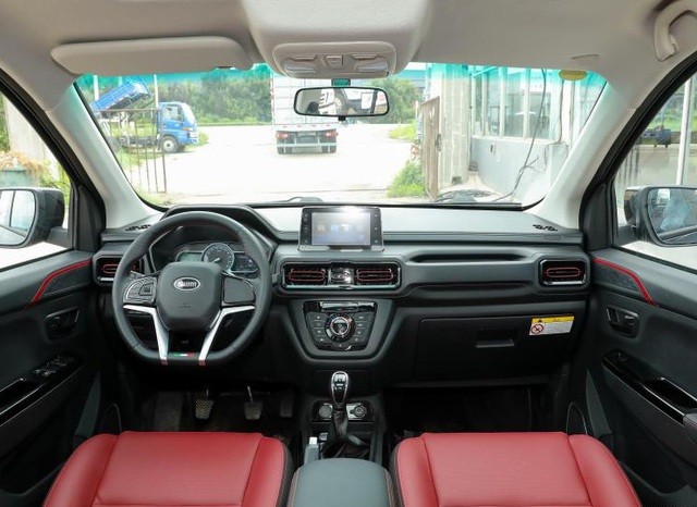 mau-mpv-gia-tu-197-trieu-dong-ve-viet-nam-san-sang-ha-be-mitsubishi-xpander-va-toyota-veloz-cross-anh-3-1694060611.jpg