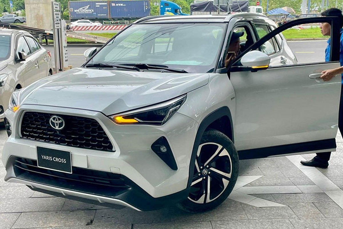 truyen-nhan-cua-toyota-corolla-cross-cap-ben-dai-ly-viet-gia-ban-gay-bat-ngo-cho-hyundai-creta-anh-8-1694075357.jpg
