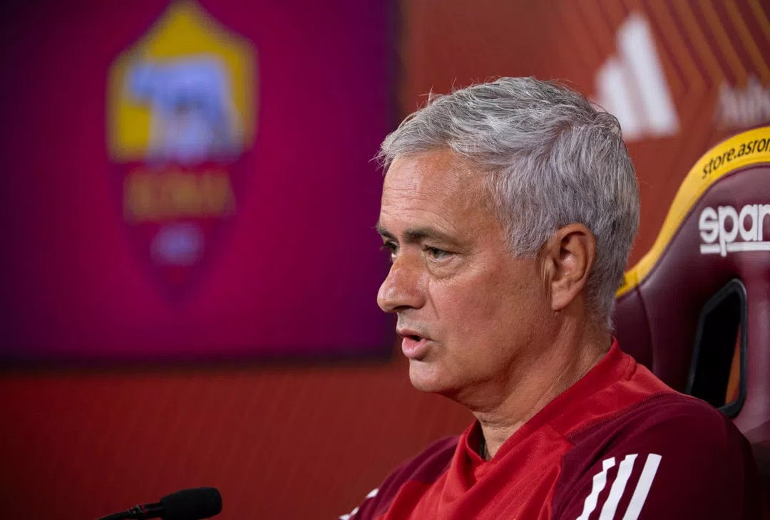 mourinho-conferenza-roma-empoli-5-1695005857.jpg