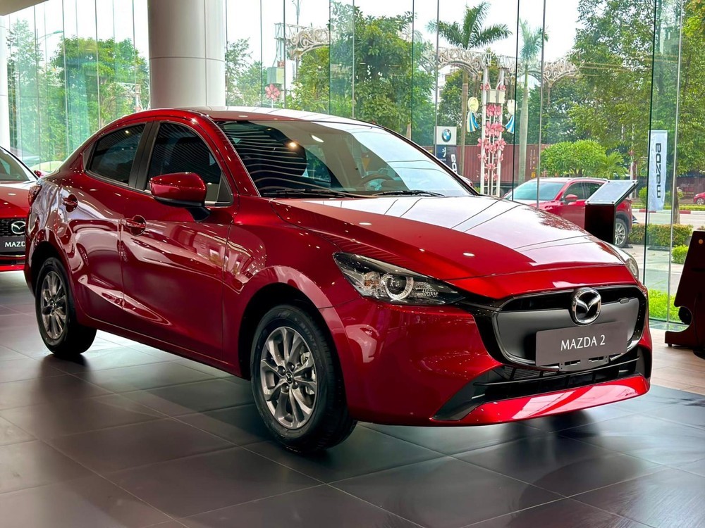 mazda2-1696213918.jpg