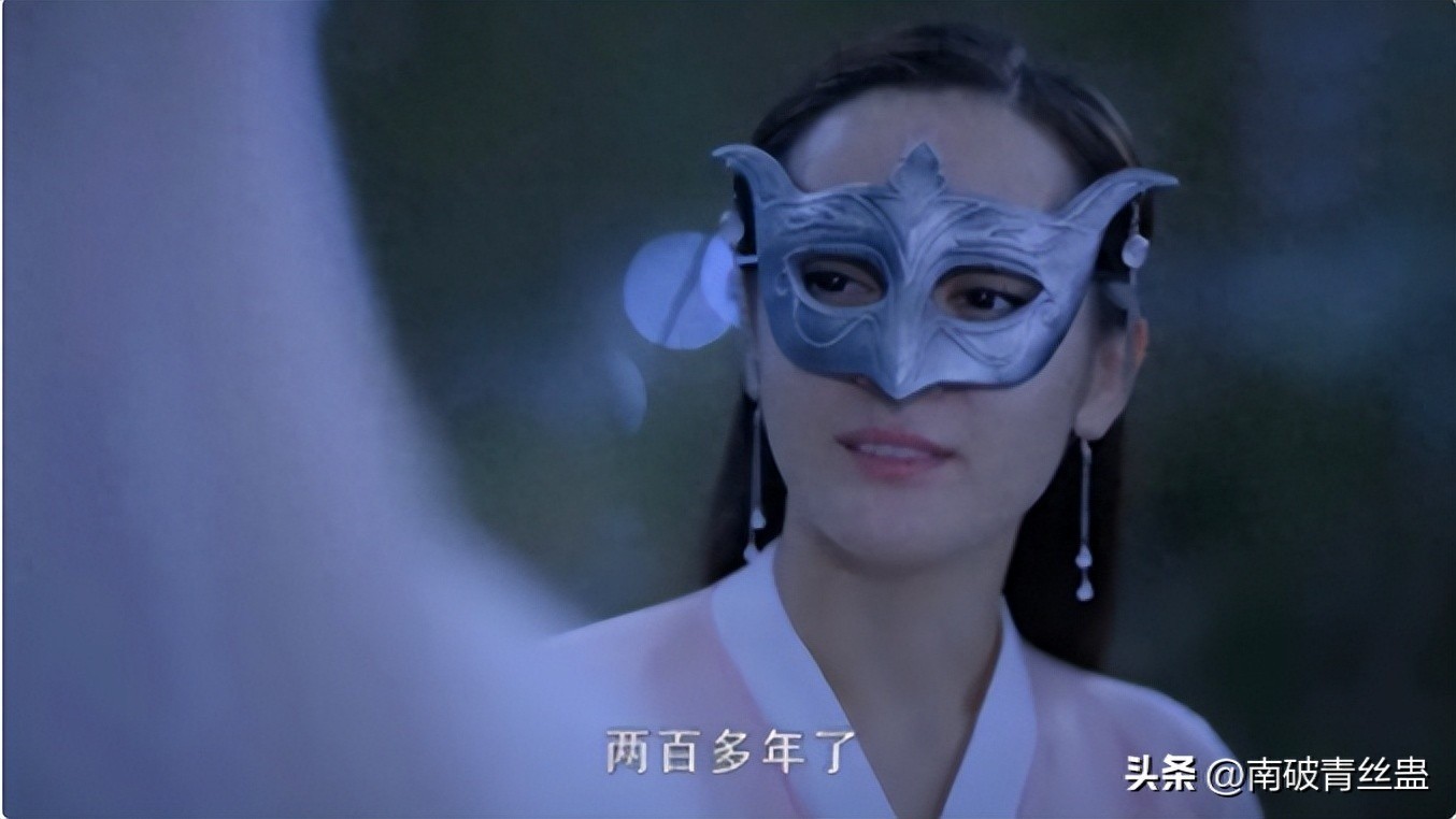 tao-hinh-ky-di-phim-co-trang-36-1696222106.jpg