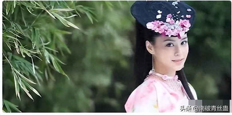 tao-hinh-ky-di-phim-co-trang-9-1696221608.jpg