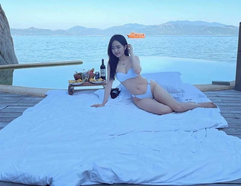 le-phuong-anh-hot-girl-duoc-bao-3-1697344100.jpg