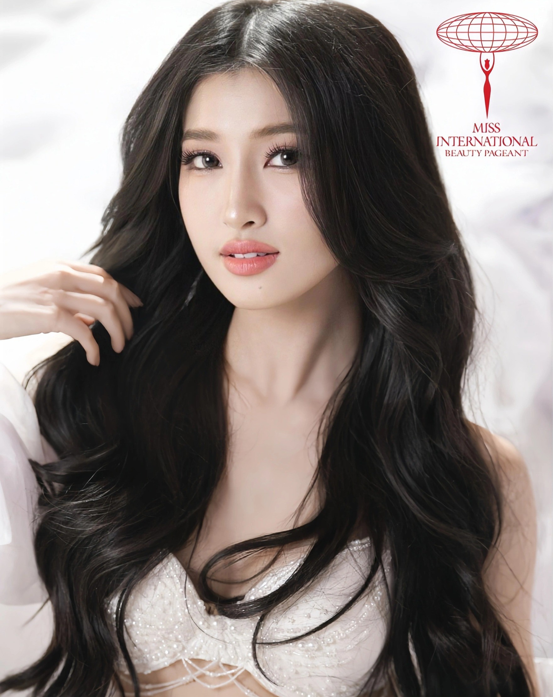 edit-anh-glamshot-cua-phuong-nhi-1697616497.jpg