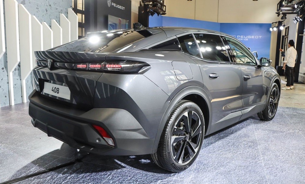 peugeot-408-2024-4-1697711397.jpg