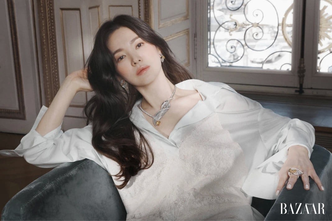 song-hye-kyo-mat-moc-5-1697796259.jpg