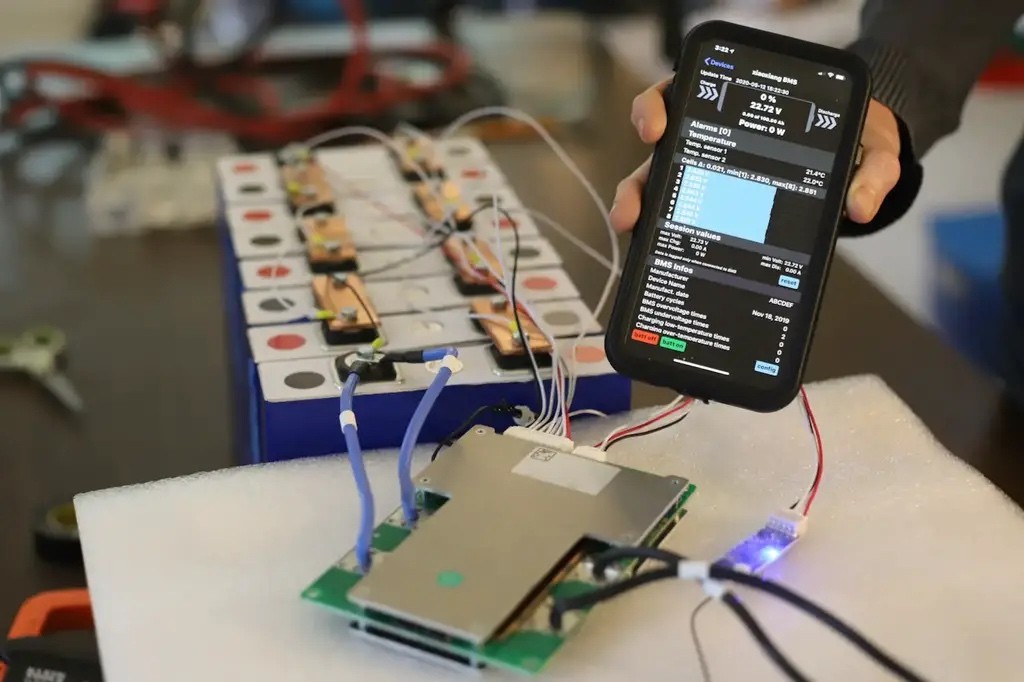 Báo quốc tế: Người dùng Việt khổ vì chung cư tự ý cấm sạc xe điện ảnh 2