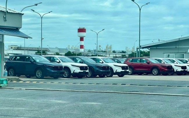 Tin xe hot 22/10: Giá lăn bánh VinFast Lux SA2.0 tháng 10/2023 hấp dẫn khó tin với loạt siêu ưu đãi ảnh 3