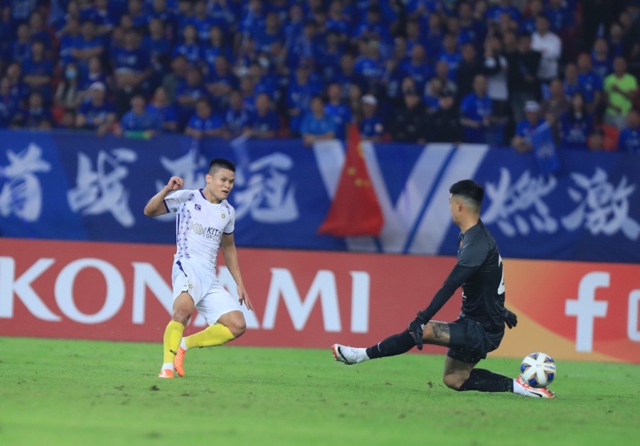 wuhan-ha-noi-fc13-1698157257.jpg