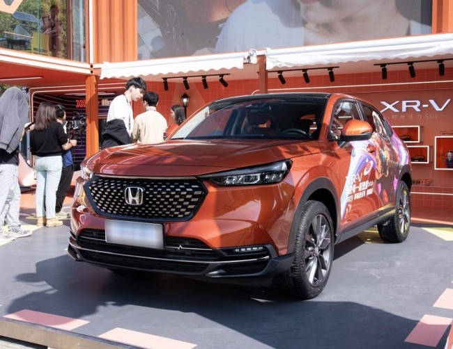 Tin xe 25/10: ‘Anh em sinh đôi’ của Honda HR-V ra mắt với giá 408 triệu đồng, nhiều trang bị khủng