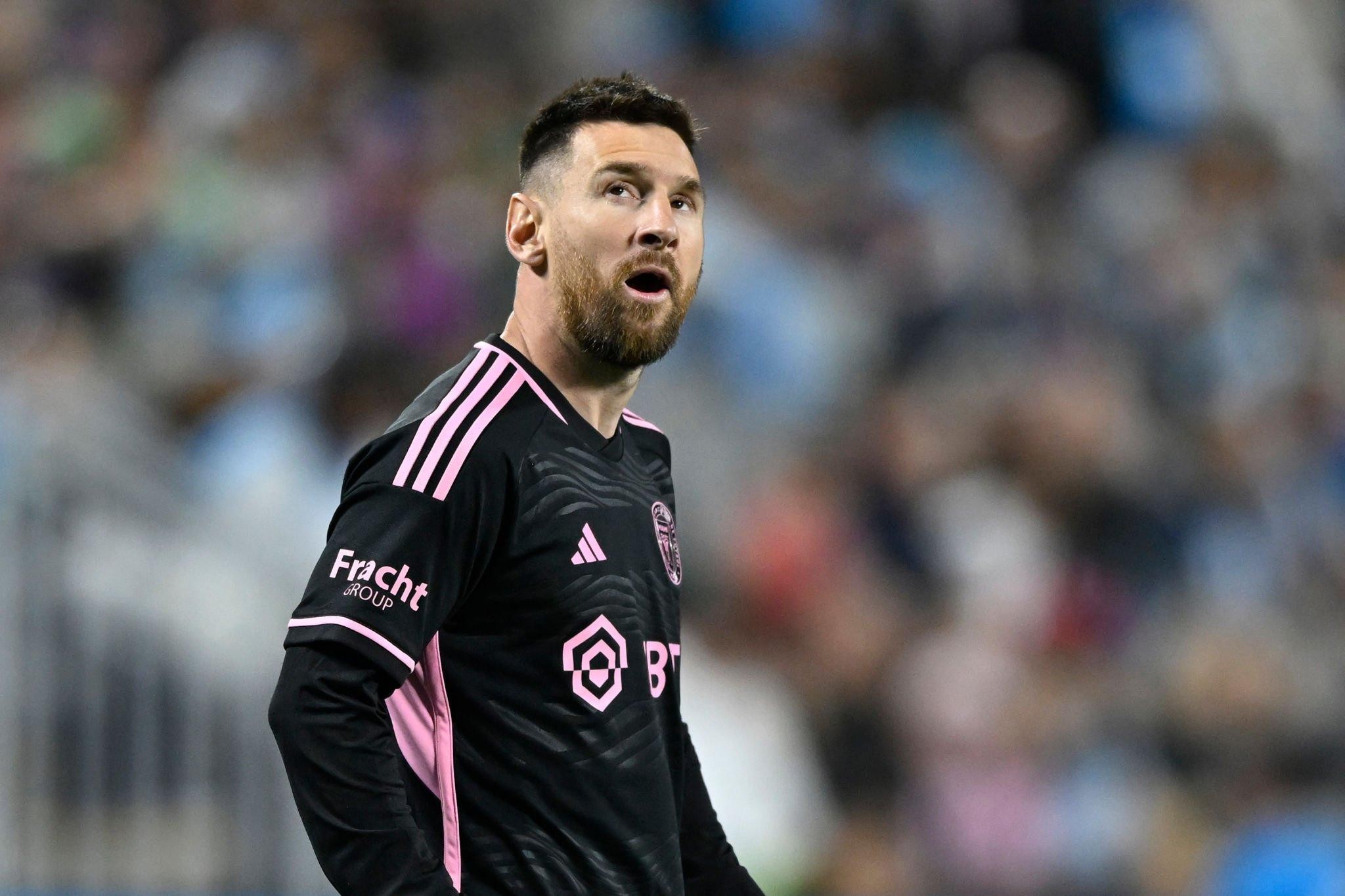 messi-inter-miami-trung-quoc-giao-huu-1698399343.jpg