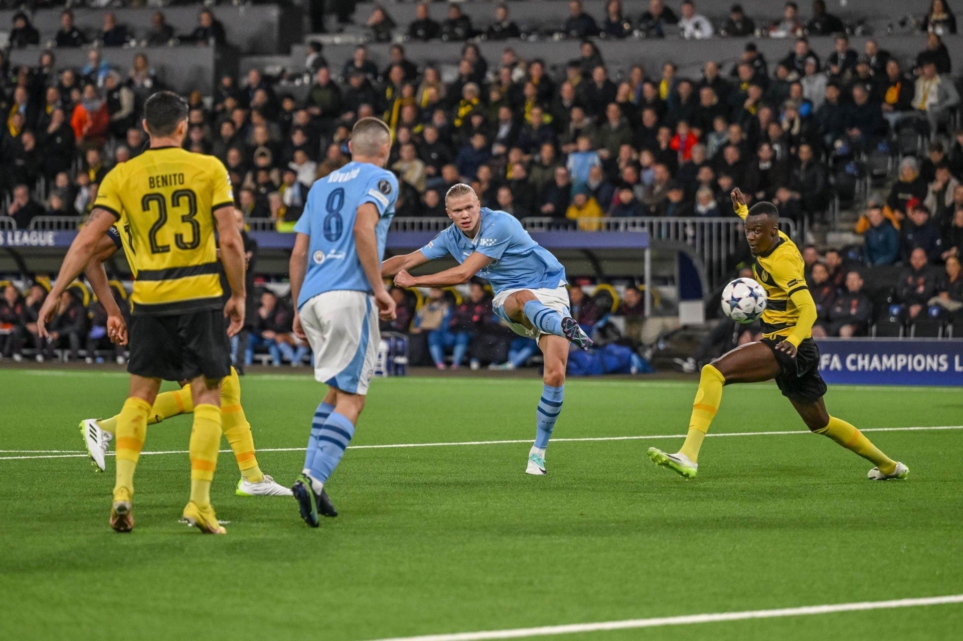 khong-can-noi-haaland-man-city-tiep-tuc-thong-tri-tai-champions-league-346618-1698582058.jpg
