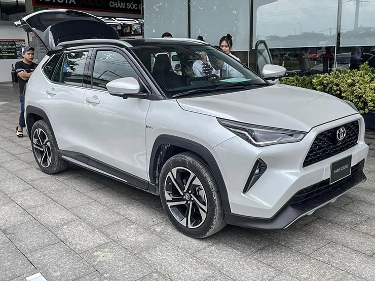 toyota-yaris-cross-1-1698568726.jpg