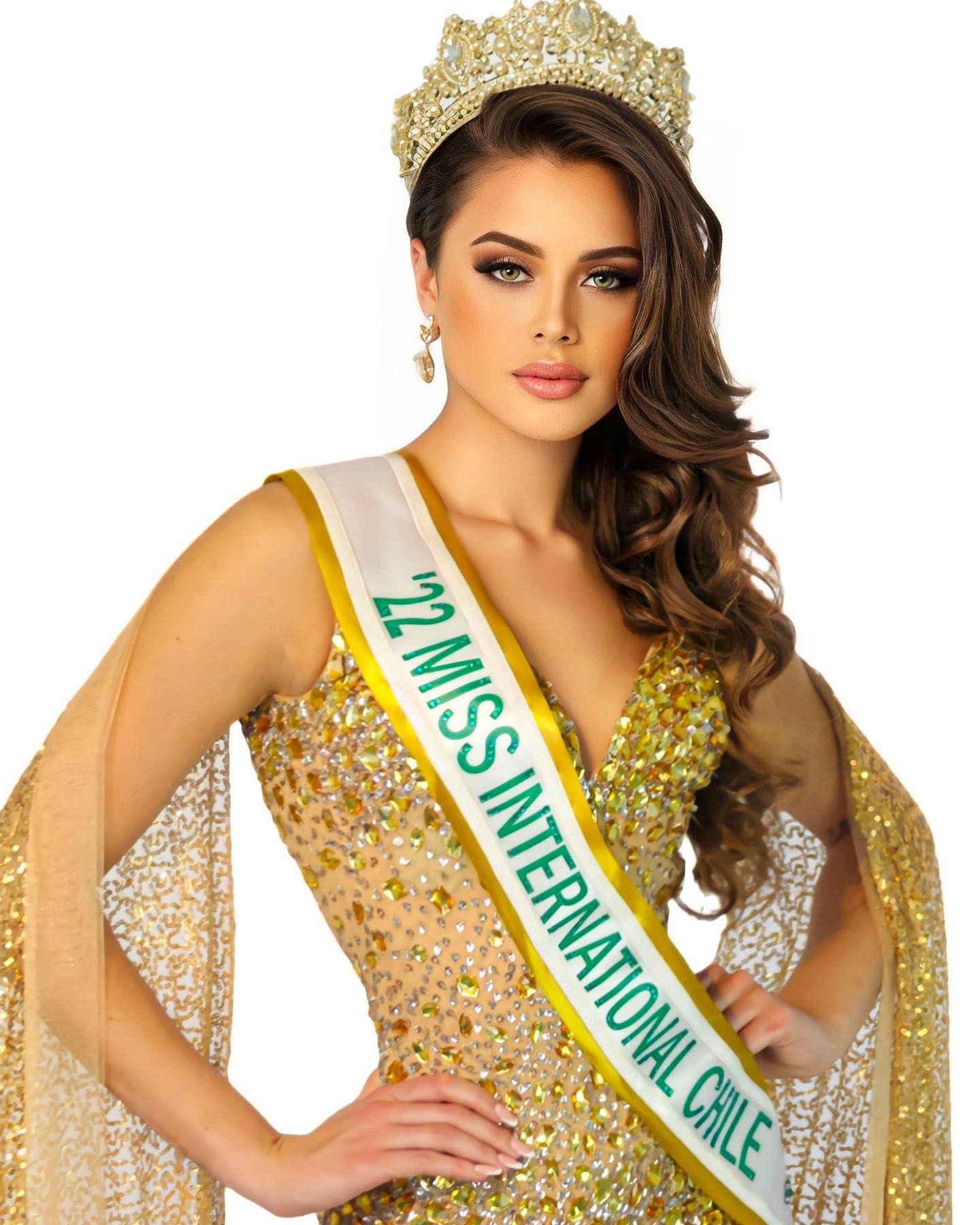 miss-chile-1698640118.jpg