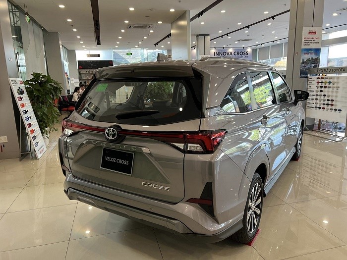 toyota-veloz-cross-1-1698830243.jpg