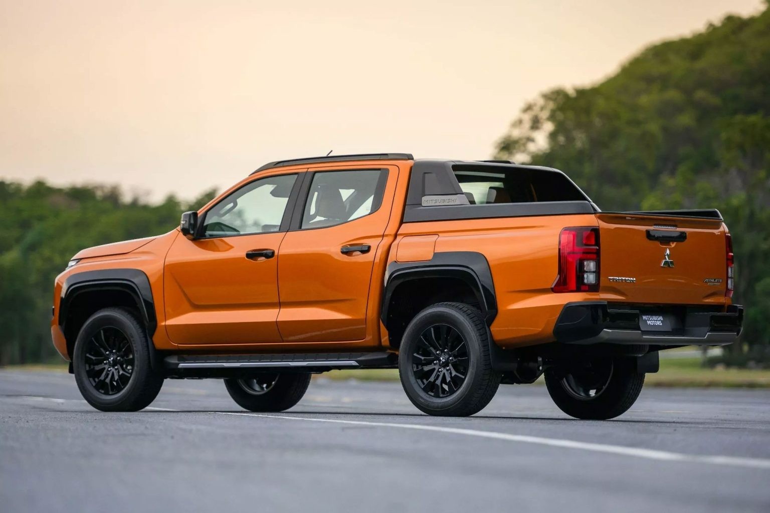 mitsubishi-triton-2024-1-1699185786.jpg