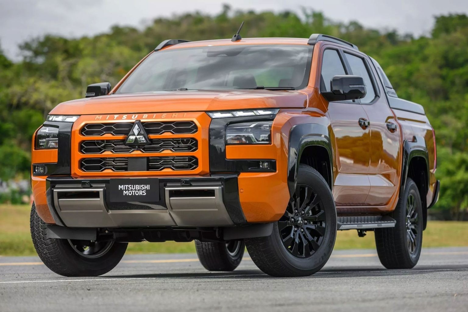 mitsubishi-triton-2024-1699185786.jpg