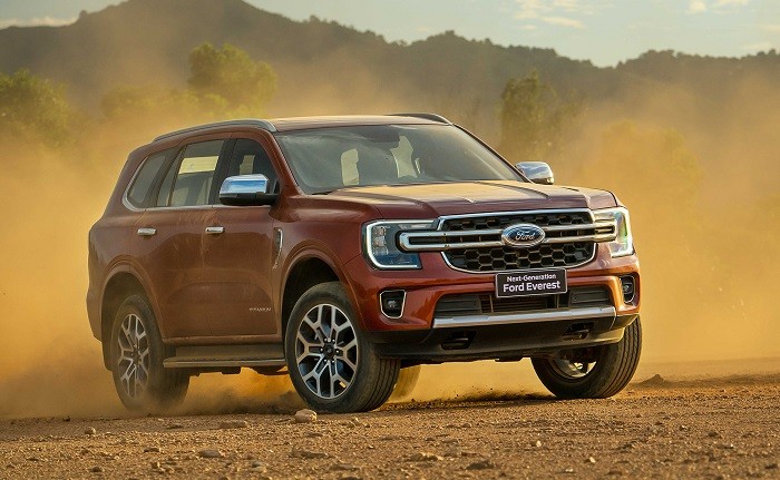 Ford Everest giảm giá sốc gần 150 triệu đồng, làm khó Hyundai Santa Fe và Toyota Fortuner ảnh 6