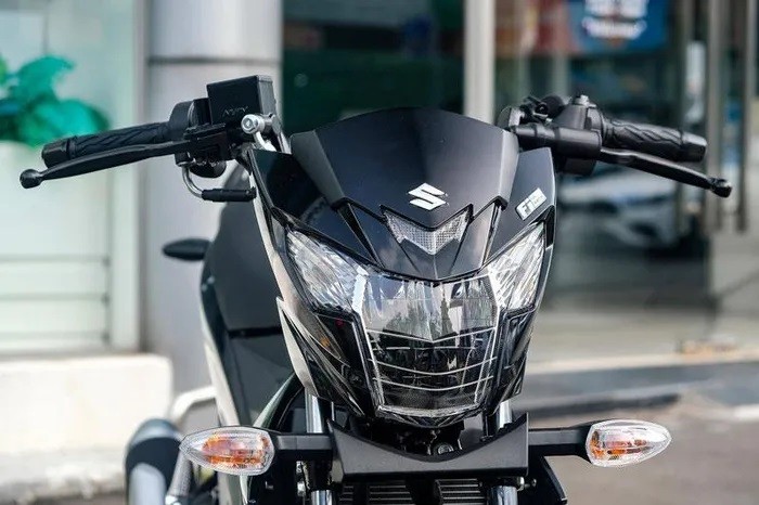 Giảm giá mạnh, ‘thần gió’ Suzuki quyết tranh ngôi ‘Vua côn tay’ với Honda Winner X và Yamaha Exciter ảnh 4