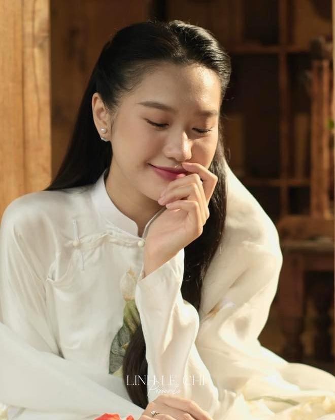 hau-truong-anh-cuoi-doan-van-hau-va-doan-hai-my-4-1699521156.jpg