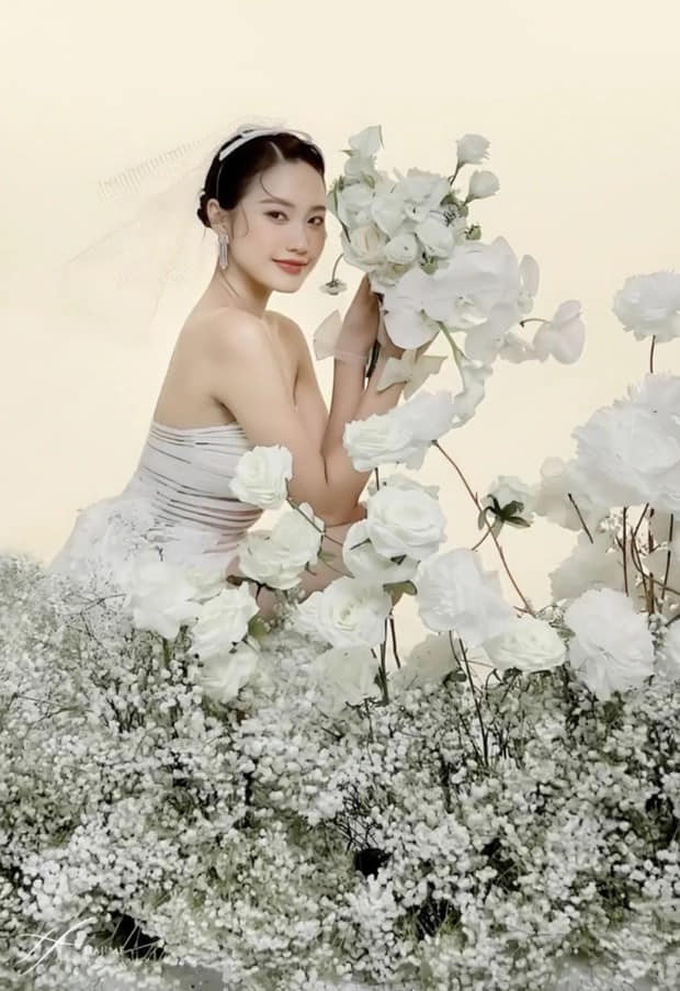 hau-truong-anh-cuoi-doan-van-hau-va-doan-hai-my-6-1699520661.jpg