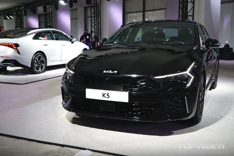 kia-k5-2024-1699633803.JPG