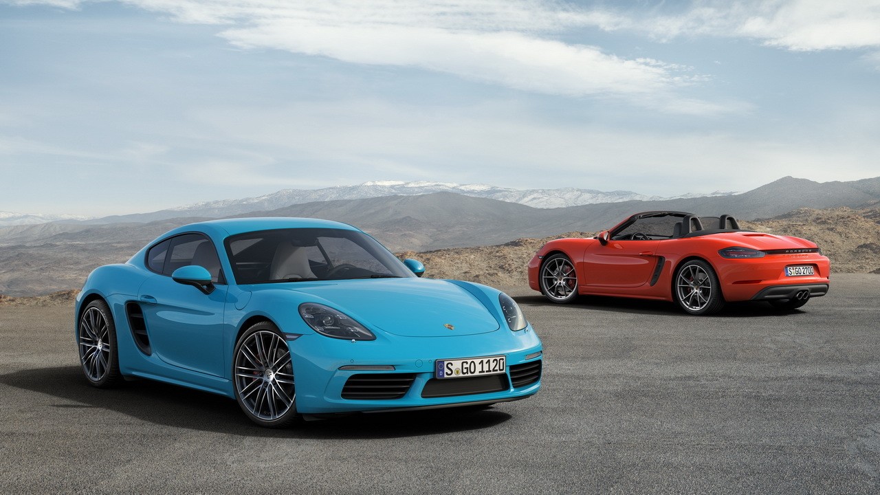 porsche-718-cayman-2016-bleu-3-1699674027.jpg