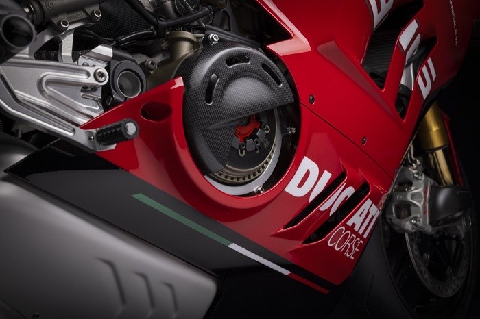ducati-panigale-v4-sp2-916-5-1699844395.jpg