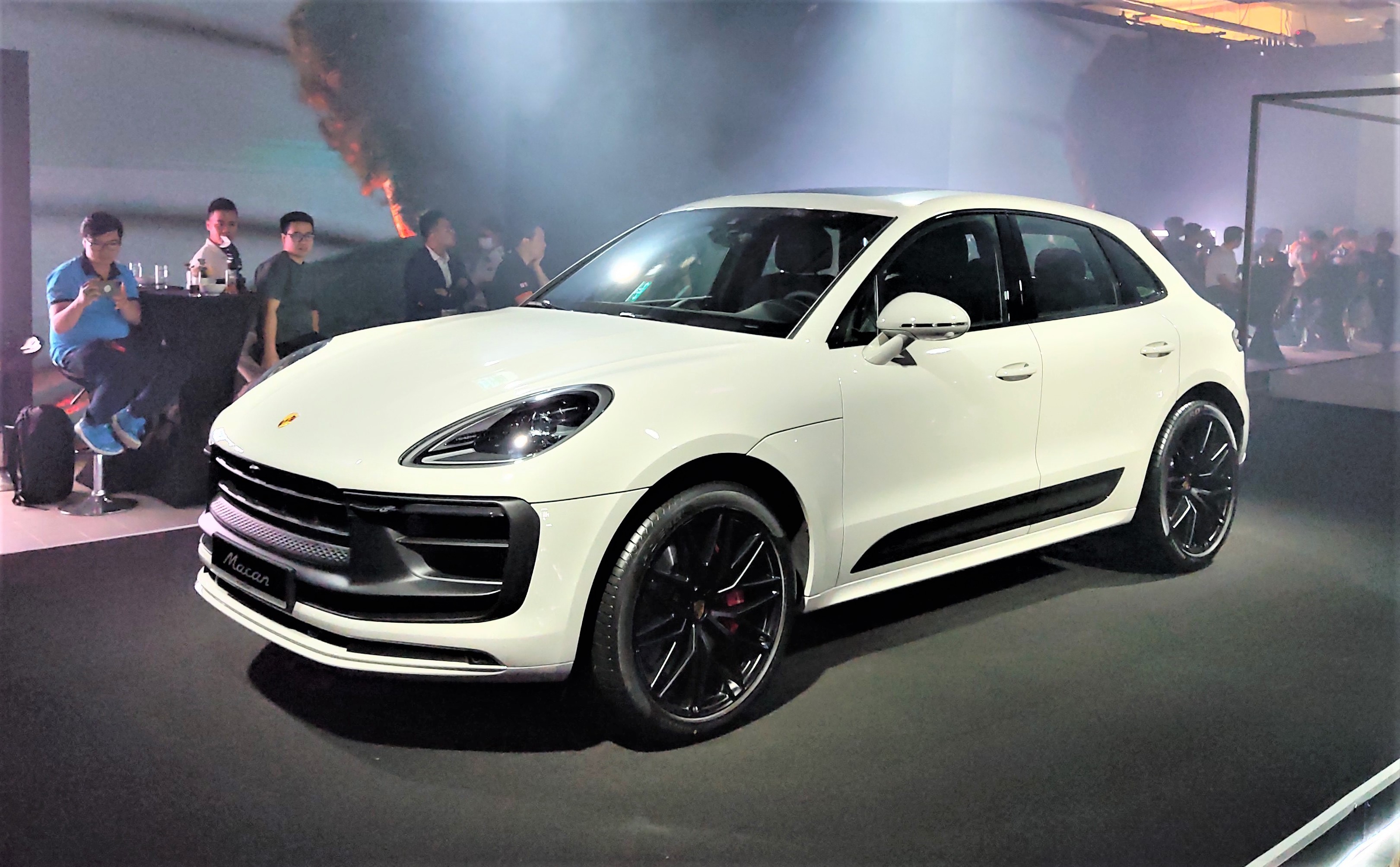porsche-macan-gts-facelift-2022-anh-1-1699870181.jpg