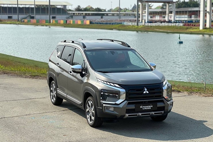 Giá xe Mitsubishi Xpander Cross tháng 11/2023: Tưng bừng ưu đãi, ‘thách thức’ Suzuki XL7 ảnh 6