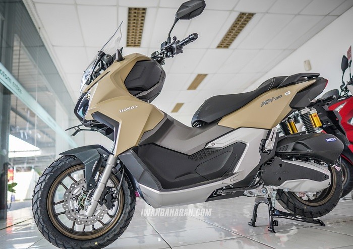 honda-adv-160-2024-8-1699952858.jpg