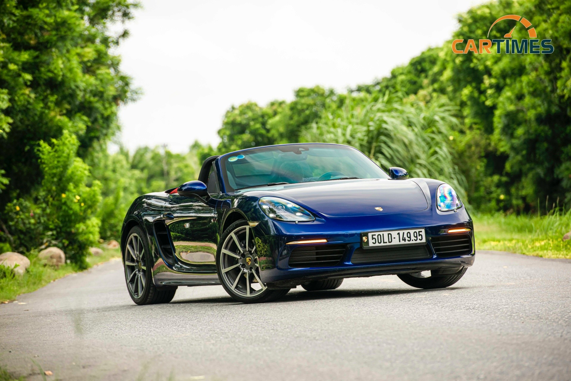 xe-porsche-718-boxter-ngoai-that-18-1699955941.jpg