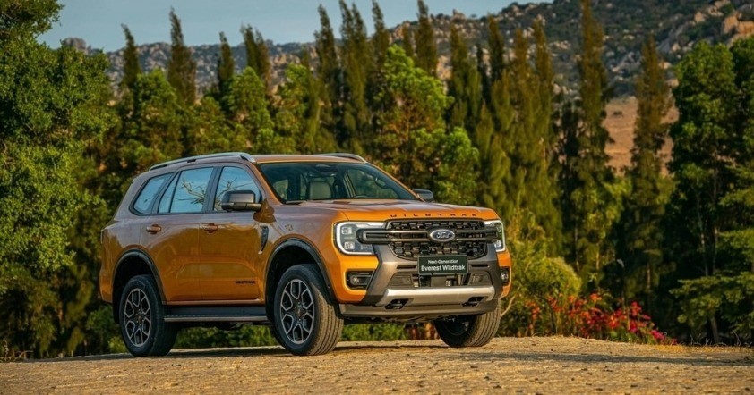 ford-everest-0313-60ba-168933148-1700016781.jpg