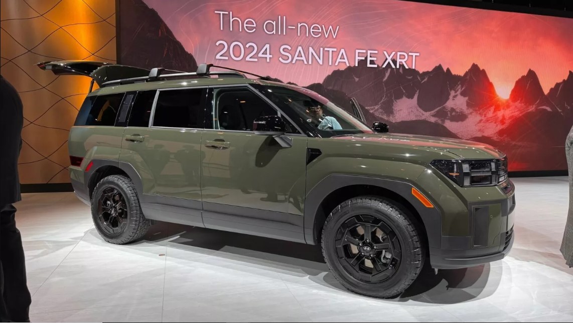 hyundai-santafe-2024-3-1700206098.jpg
