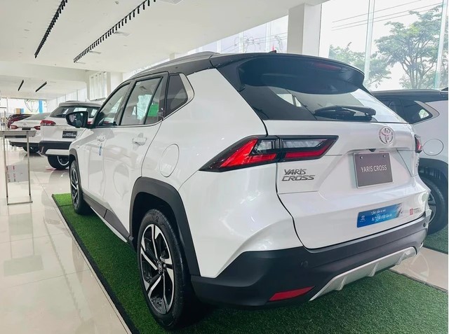 ‘Kẻ kế vị’ Toyota Corolla Cross hạ giá 100 triệu đồng, ‘ăn thua đủ’ với Hyundai Creta và Kia Seltos ảnh 2