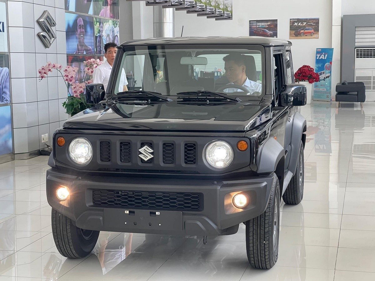 suzuki-jimny-1701075929.jpg