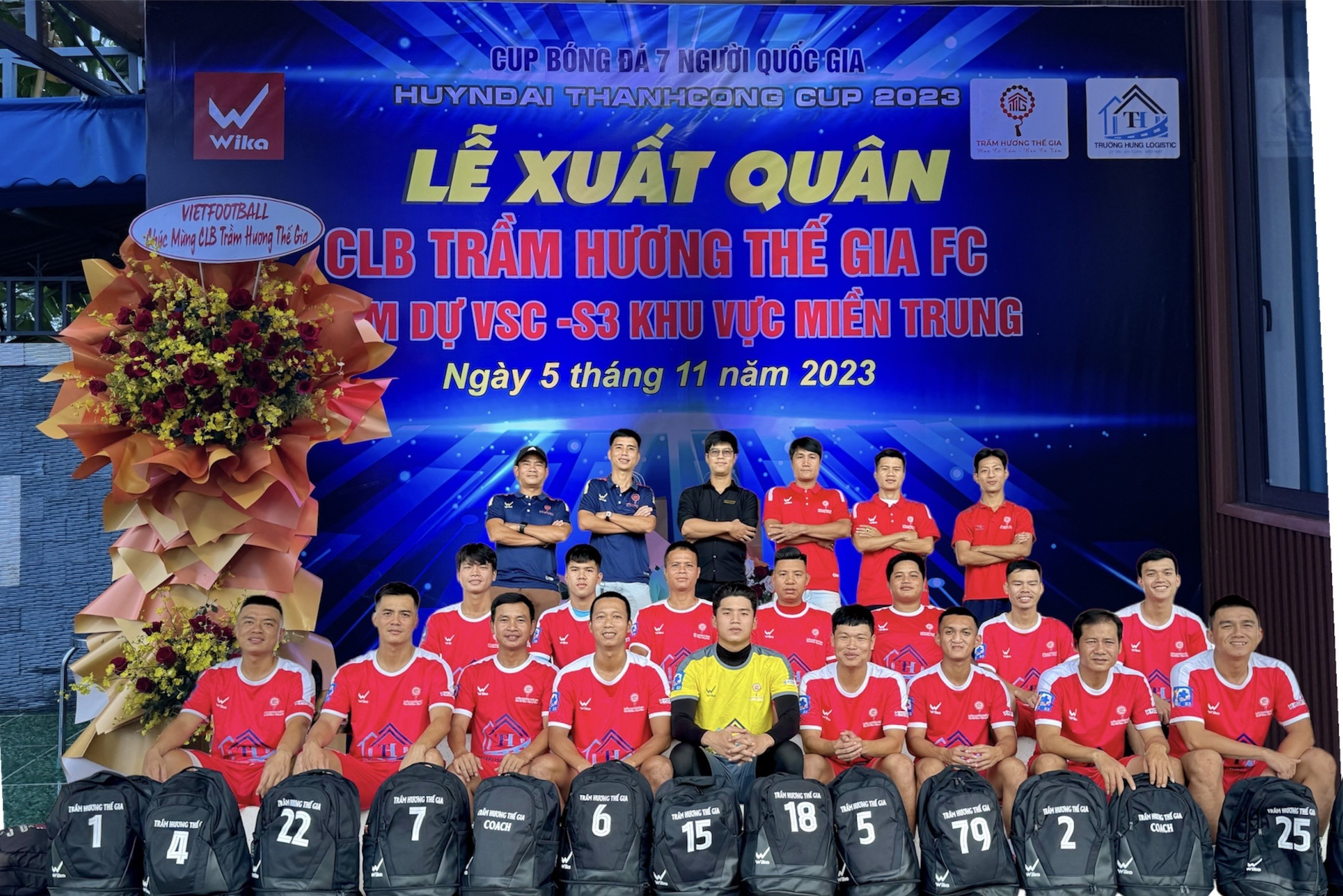 tram-huong-the-gia-1701402949.jpg