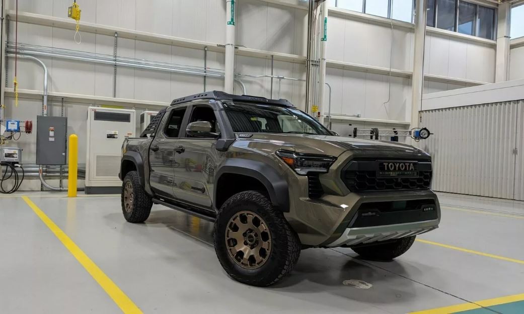 toyota-tacoma-1701673921.JPG