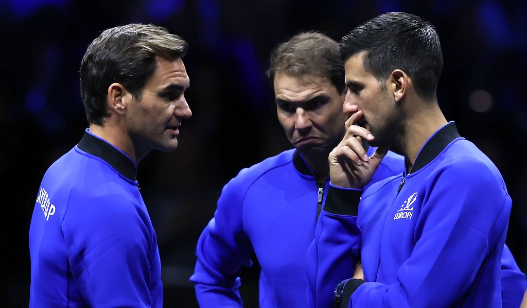 roger-federer-rafael-nadal-novak-djokovic-in-discussion-1702122671.jpg