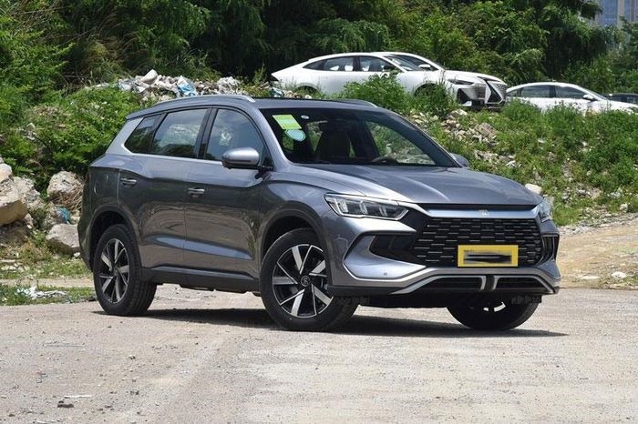 ‘Pháp sư’ SUV cỡ C đẹp mê ly giá 424 triệu đồng rẻ như Hyundai Grand i10, trang bị lấn át Mazda CX-5 ảnh 2