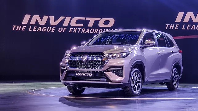 Khách hàng đổ xô tậu ‘em sinh đôi’ của Toyota Innova giá cực rẻ, trang bị áp đảo Mitsubishi Xpander ảnh 1