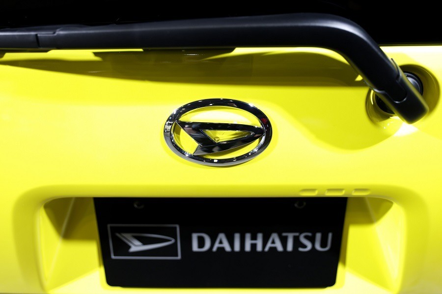 daihatsu-grille-bb-1703300027.jpg