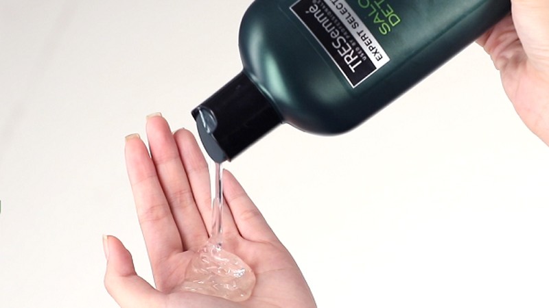 cham-soc-toc-chuan-salon-tai-nha-voi-dau-goi-tresemme-201907262255459435-1703737414.jpg