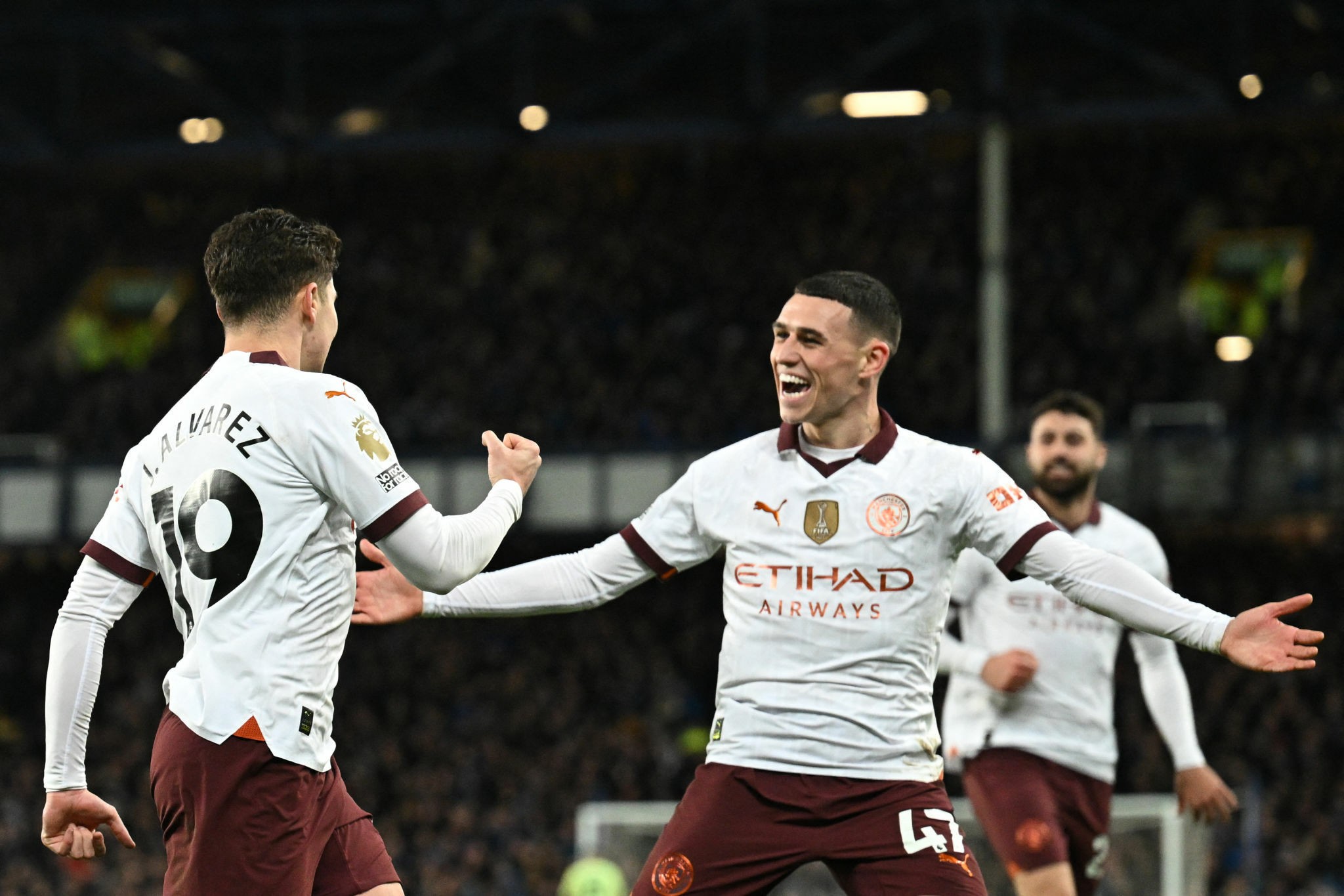 man-city-everton-foden-1703724823.jpg