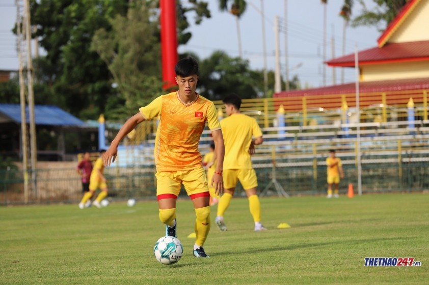 van-truong-u23-1703593066-192140-1703850233.jpg