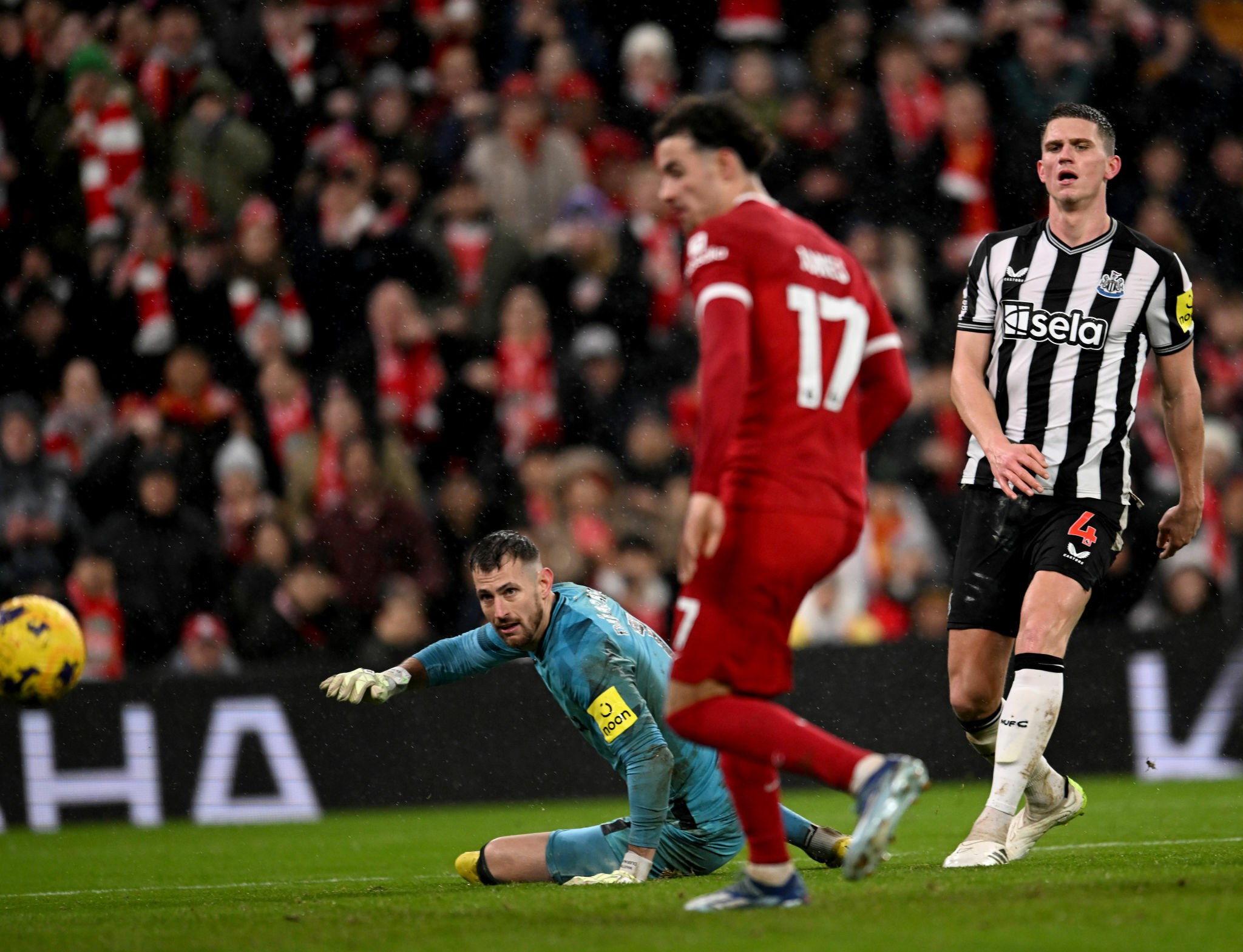 liverpool-vs-newcastle-2-1704151802.jpg