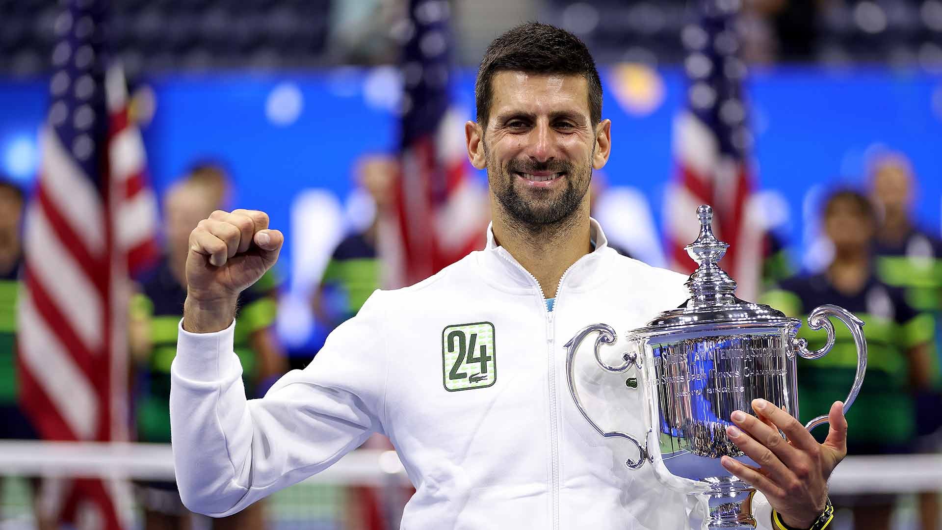 djokovic-us-open-2023-trophy-1704861020.jpg