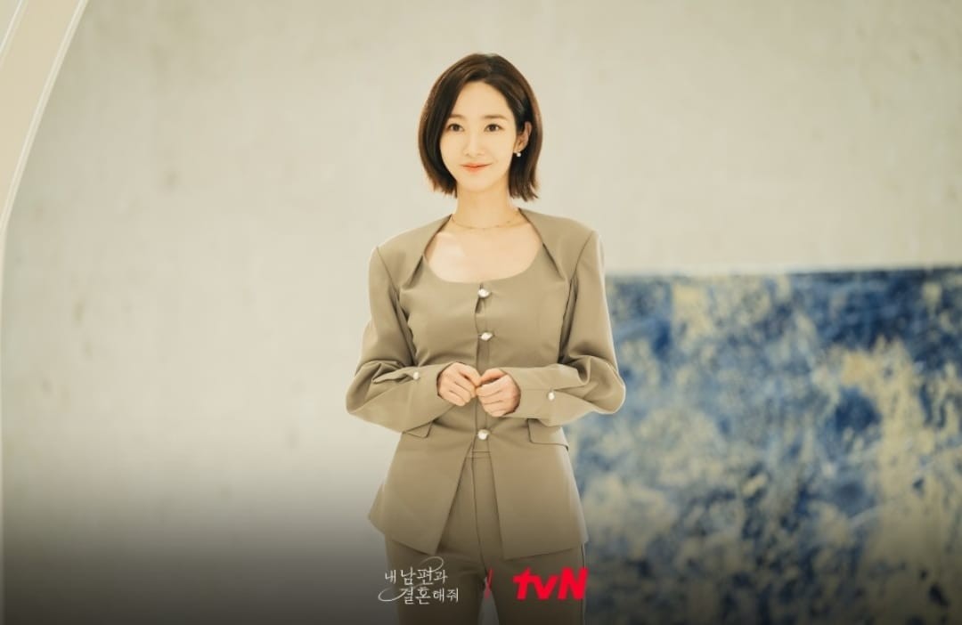 park-min-young-marry-my-husband-3-1704965812.jpg